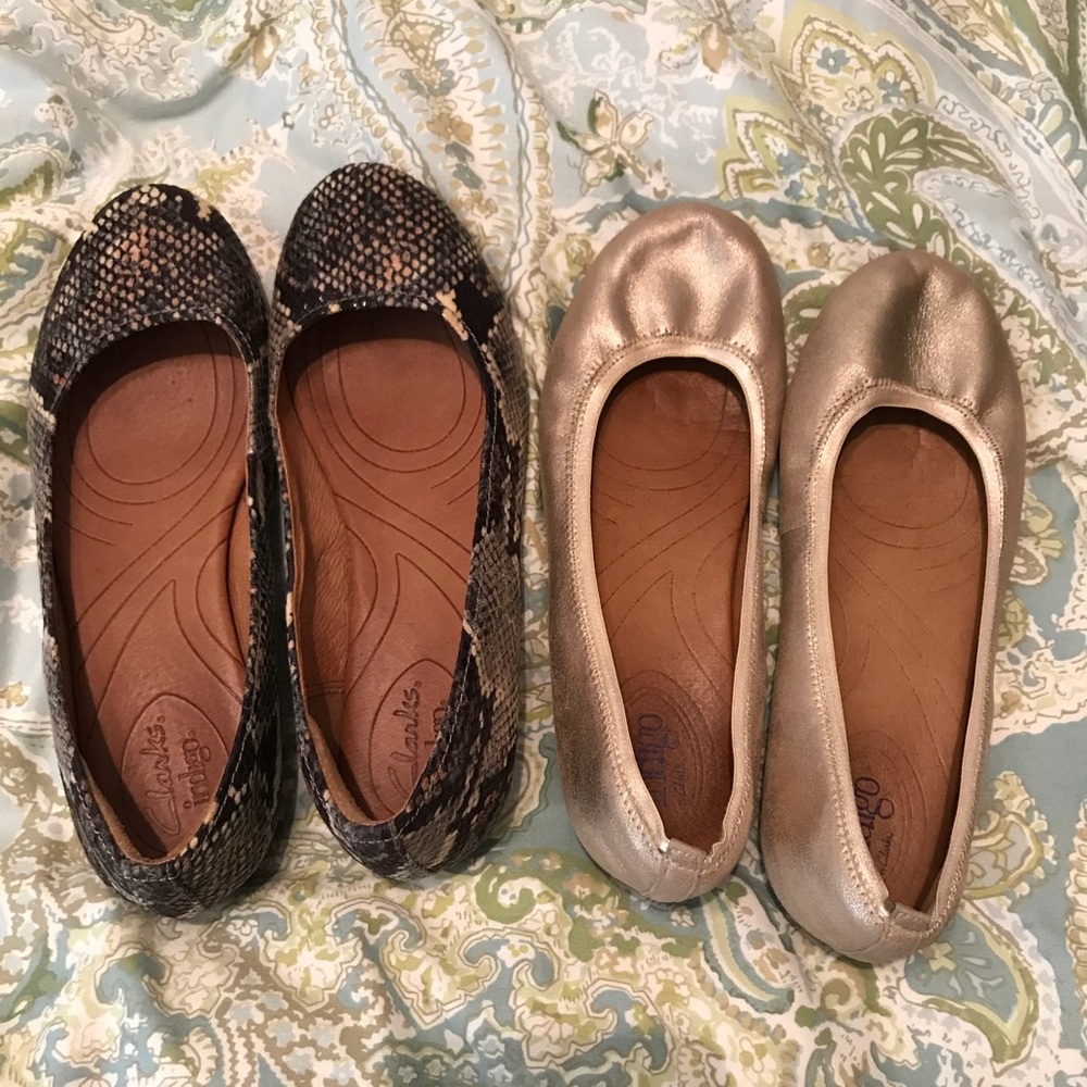 Clark indigo size 7 flats